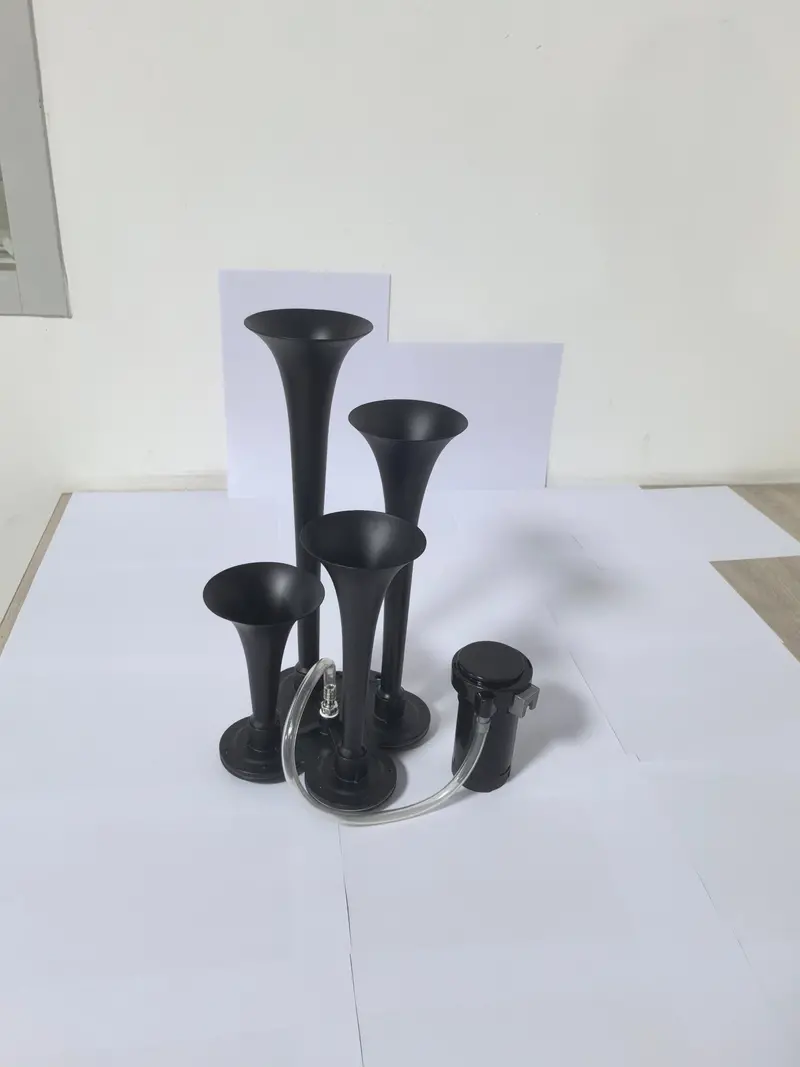 180 dB Truck Air Horn Kit – 4-Trumpet Train Horn System with Built-In 12V Compressor (AH1804)