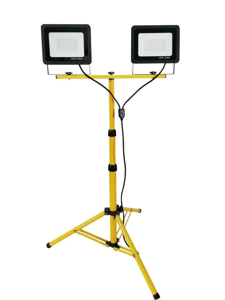 Adjustable LED Work Light – 10,000-Lumen 100W Job Site Lamp with Tripod Stand