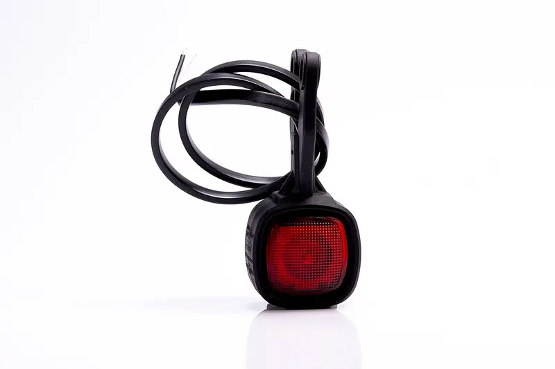 Dual-Function LED Clearance Lamp – Side and Rear Visibility
