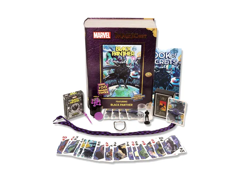 Fantasma Marvel Magic Comic Book Set – Black Panther Edition with 100+ Tricks