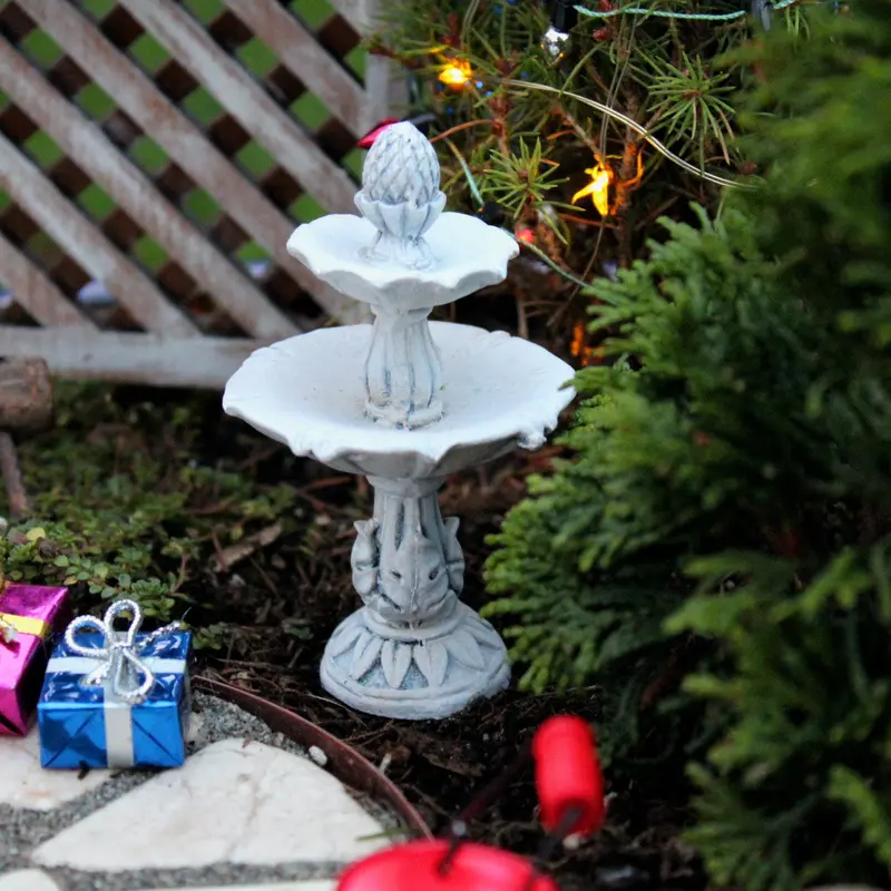 Faux Marble Tiered Mini Fountain – Staked Design