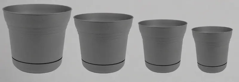 Four-Piece Stackable Plastic Planter Set – Gray Indoor/Outdoor Pots (5″, 7″, 10″, 12″) with Matching Saucers