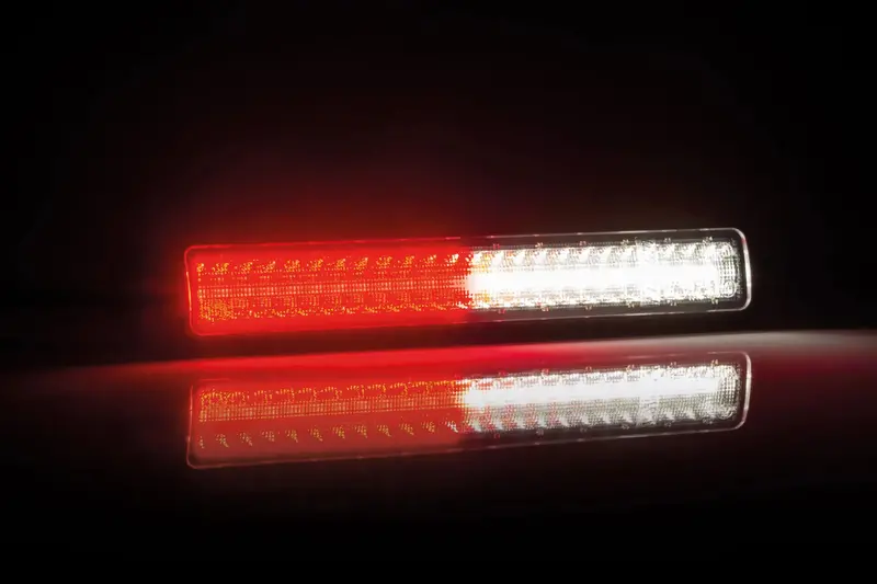 Fristom Rear LED Strip Light – Fog and Reverse Light Configuration