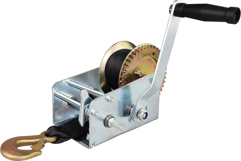 Heavy-Duty 3200 lb Hand Winch with 33 ft Strap – Zinc-Coated, Dual-Speed 4:1 & 8:1 Gearing for Trailers and Vehicles