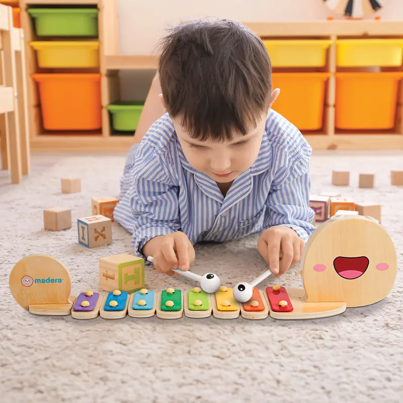 Madera Snailyphone – Colorful 8-Key Xylophone with Snail Design for Ages 3+