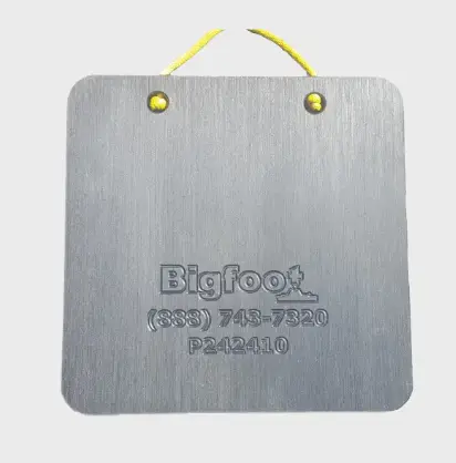 Outrigger Pad – 24″ × 24″ × 1″, Black with Internal Handle