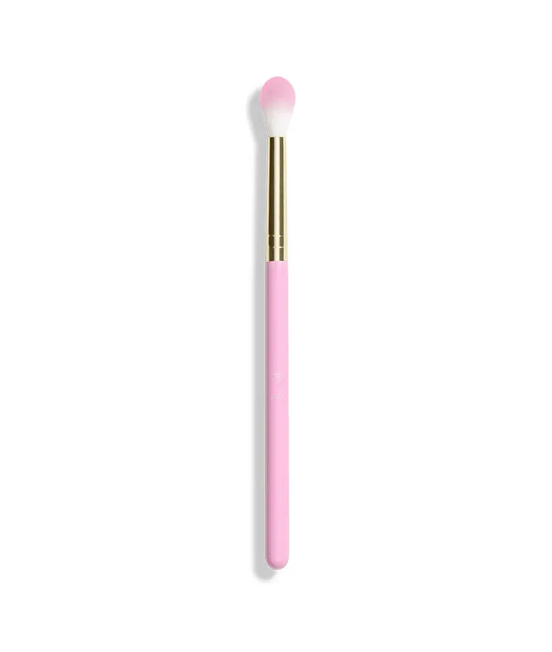P-07 Tapered Blending Brush – Soft Diffused Eyeshadow Tool