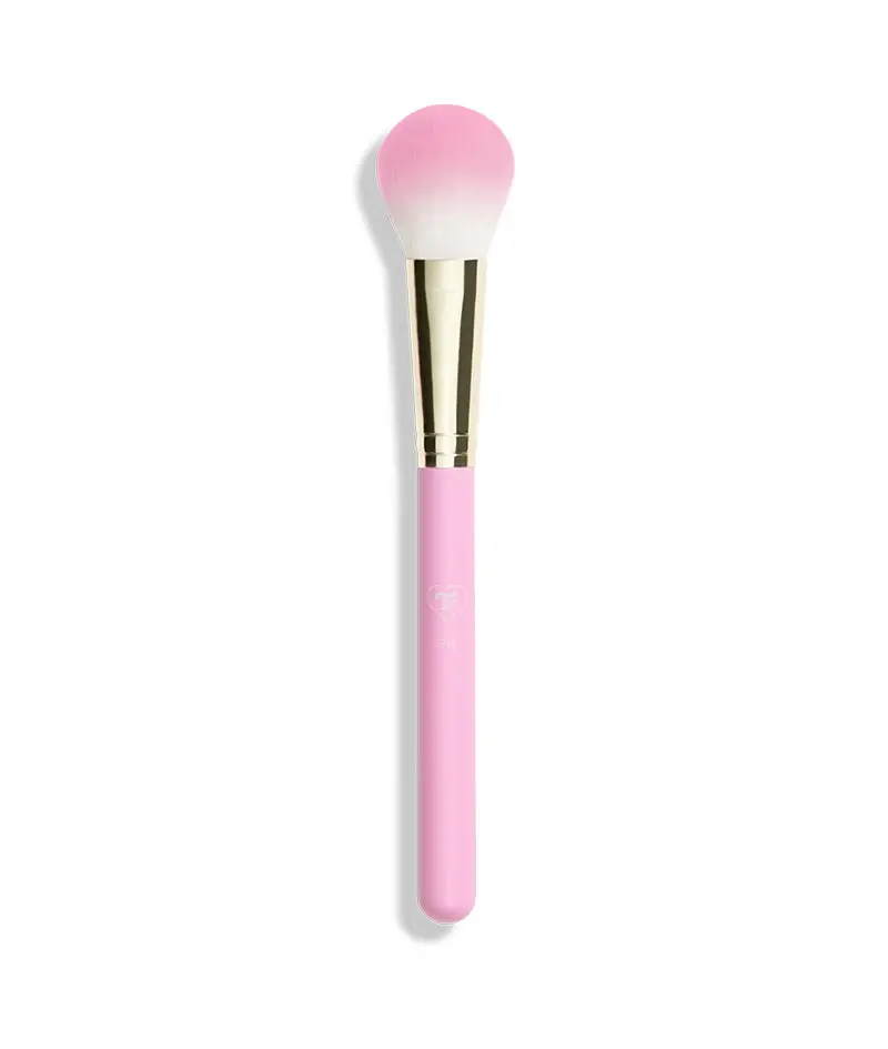 P-11 Angled Blush Brush – Sculpted Cheek Definition