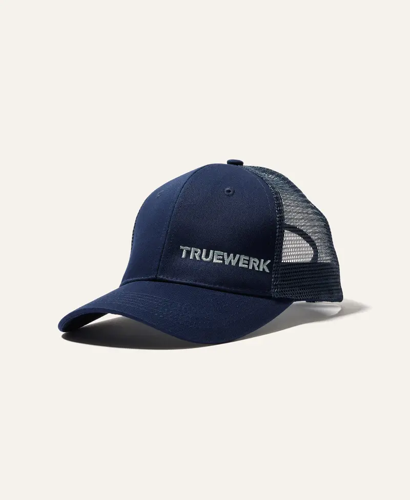 TRUEWERK Classic Trucker Hat – Structured Cotton Mesh Back
