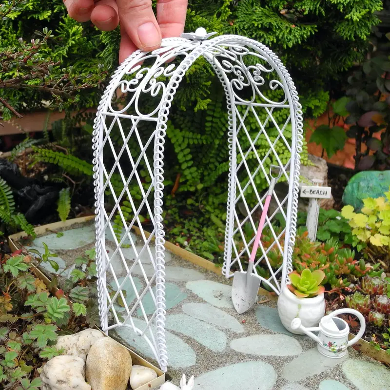 White Metal Mini Garden Arbor for Tiny Landscapes and Fairy Gardens